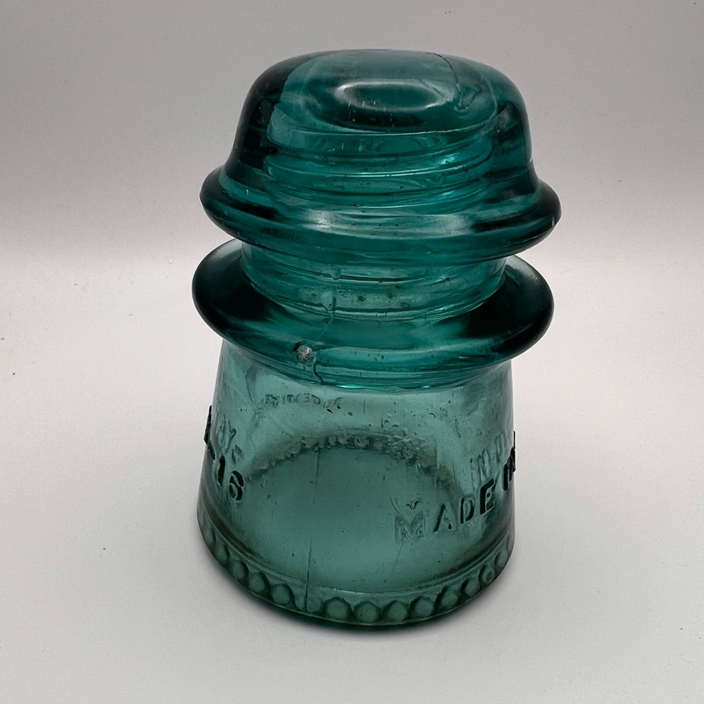 Aqua Blue Glass Insulator Hemingray 16 Beaded Bottom Steampunk